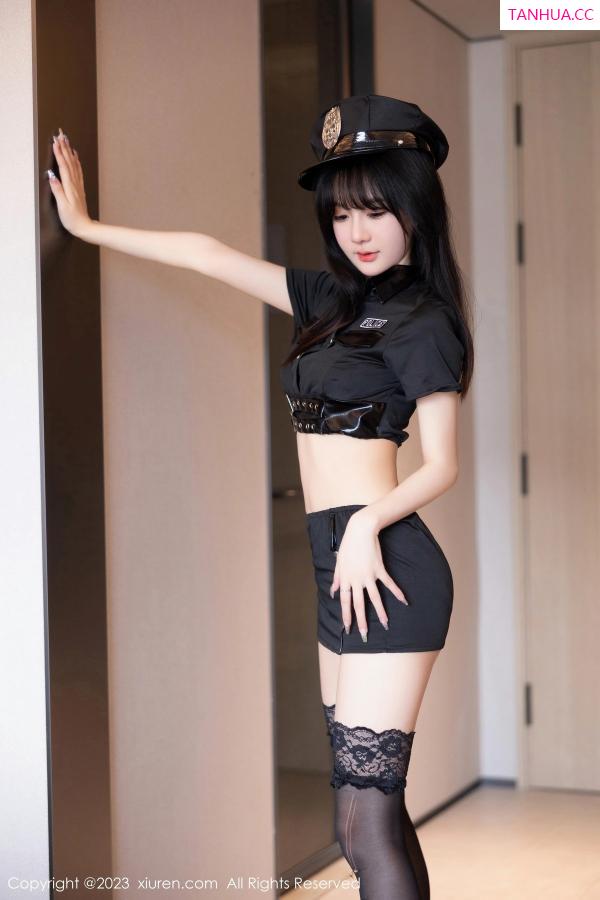   [XiuRen]高清写真图 2023.06.02 No.6851 幼幼 制服美腿第3张图片